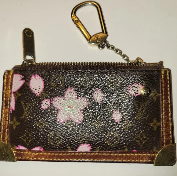 Louis Vuitton Vintage coin pouch key chain cherry blossom - Picture 2 of 7